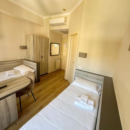 Hotel Laura Roma Esterno foto