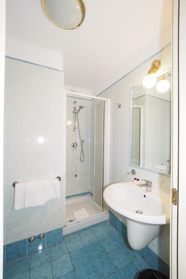 Hotel Laura Roma Esterno foto