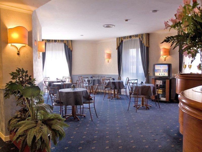 Hotel Laura Roma Esterno foto