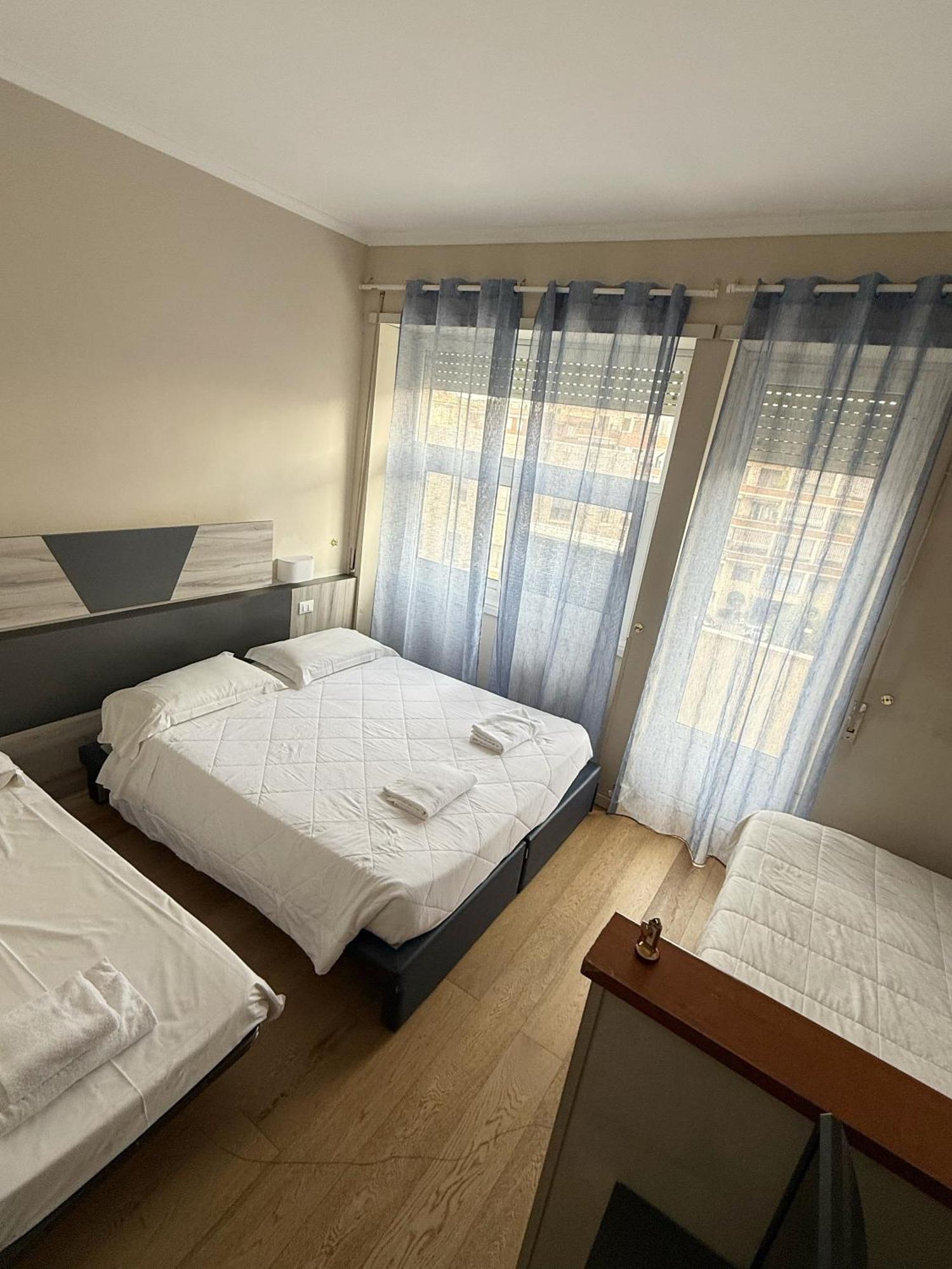 Hotel Laura Roma Esterno foto