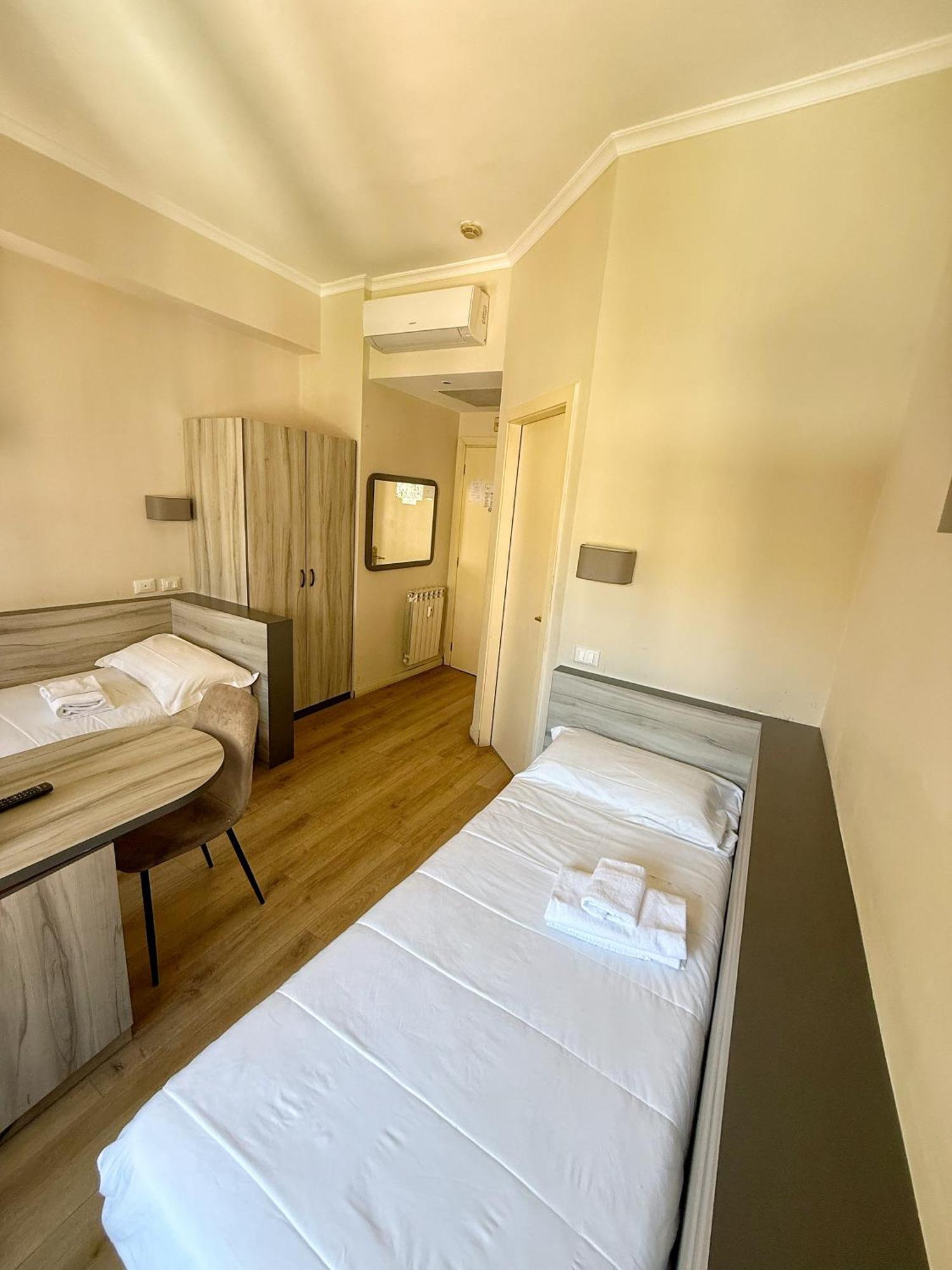 Hotel Laura Roma Esterno foto
