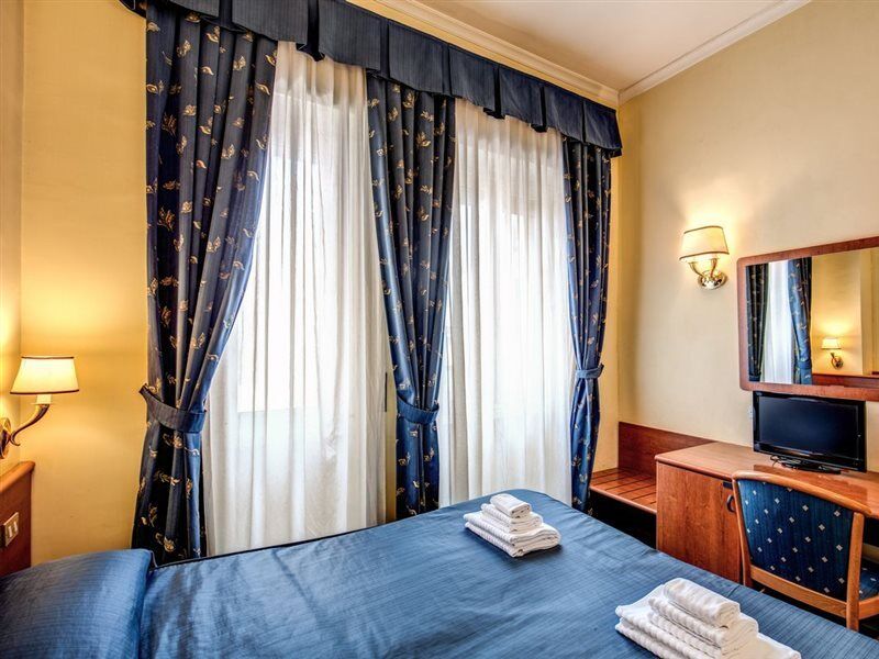 Hotel Laura Roma Esterno foto